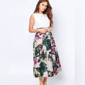 Elegant A-Line Floral Skirt in Purple and Green